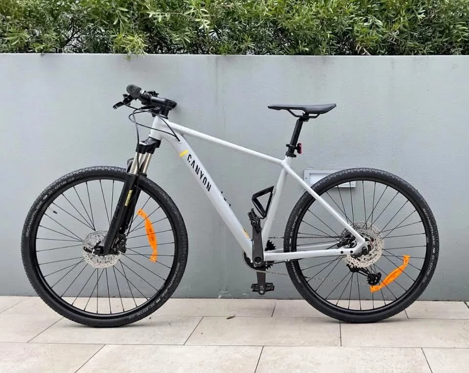 Canyon Pathlite Bicycle — photo 1
