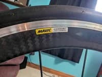 Giant Defy road bike w Mavic Cosmic Carbon wheels — thumbnail 4
