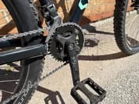 2023 SPECIALIZED ROCKHOPPER 29er 16 Speed MOUNTAIN BIKE (Hardtail with disc brakes) Medium or Large — thumbnail 3