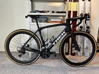 *ALMOST NEW* 2025 Trek Domane Build — thumbnail 1