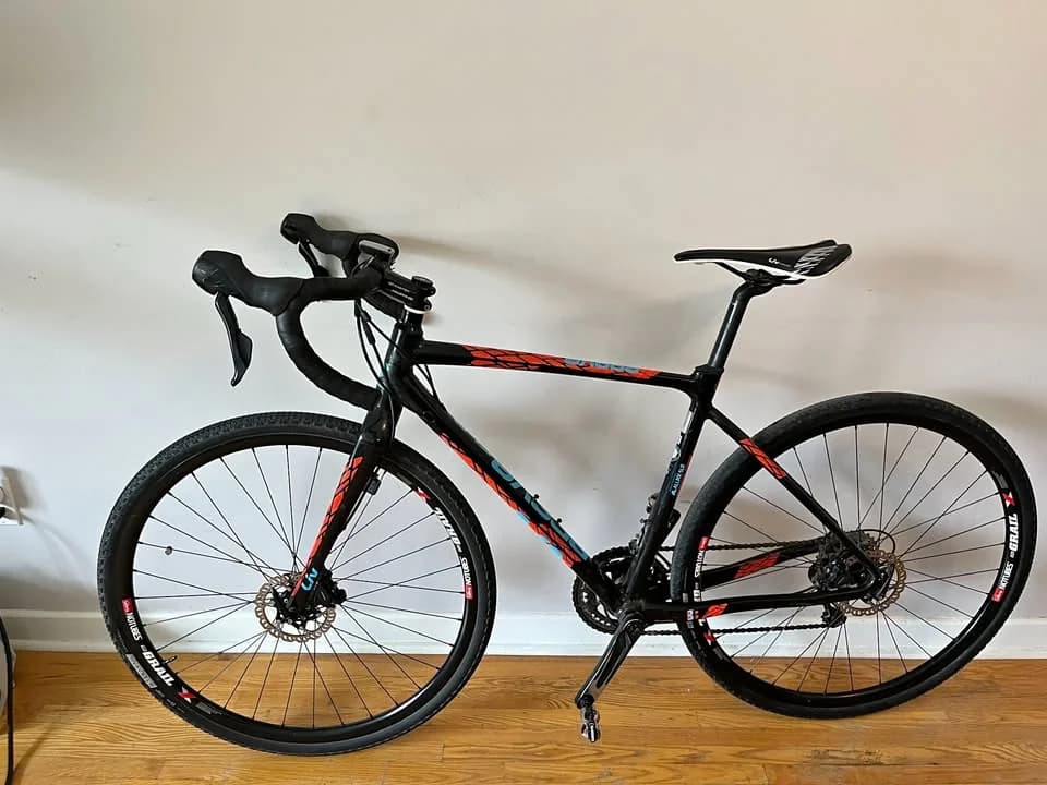 Giant Liv Brava Gravel Road Bike - M Frame — photo 1